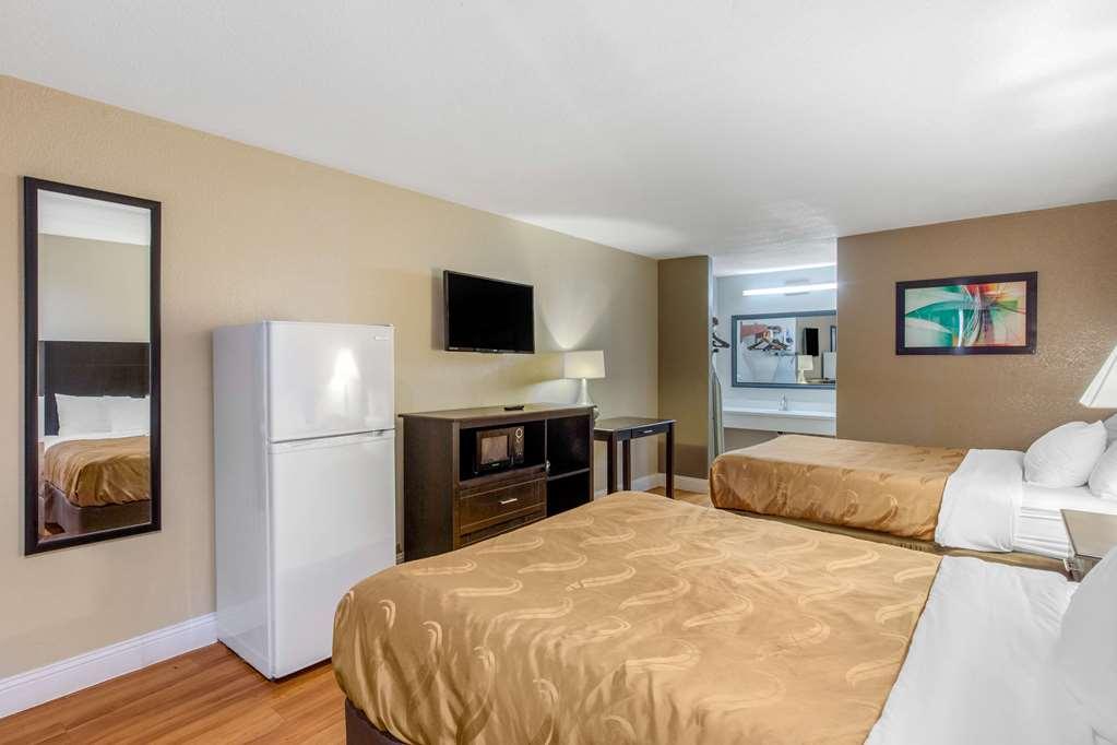 Quality Inn & Suites Port Arthur - Nederland Rom bilde