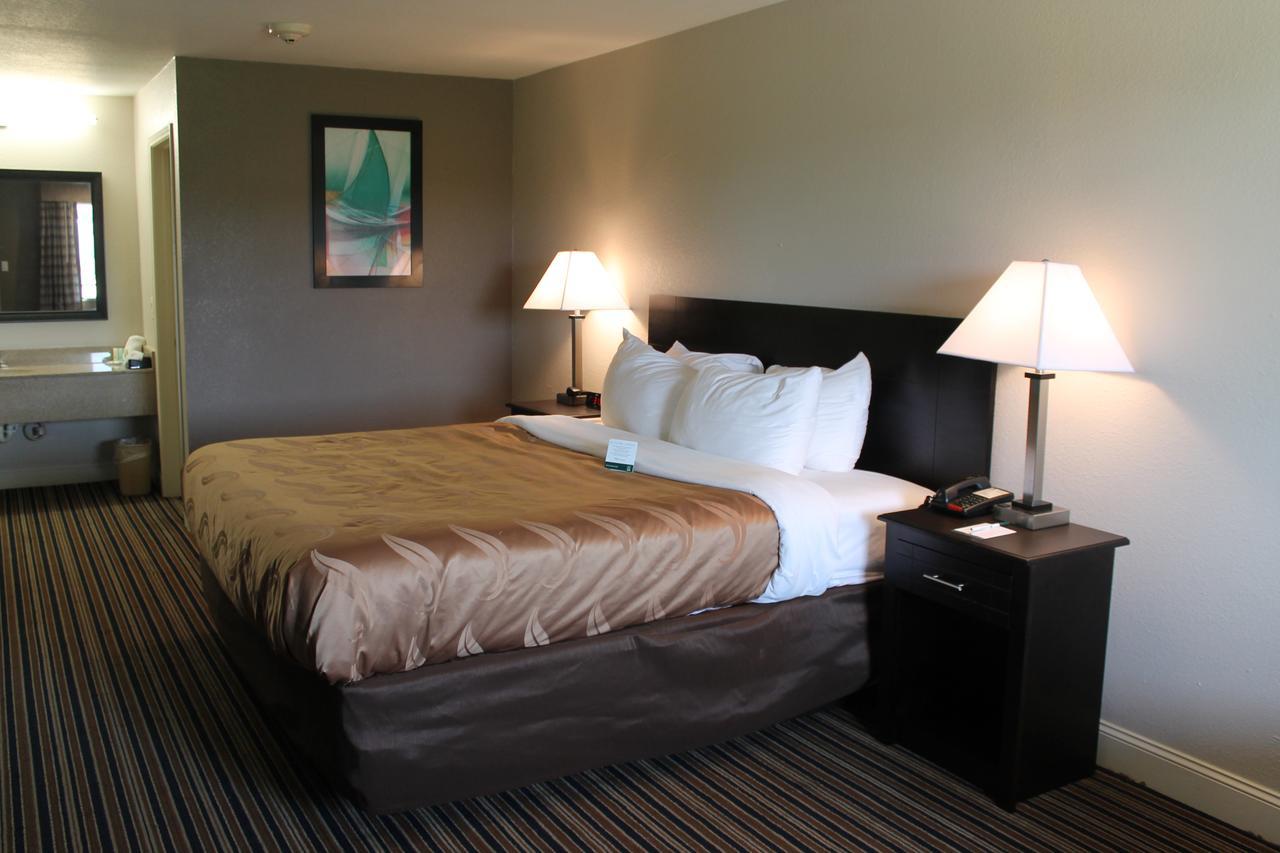 Quality Inn & Suites Port Arthur - Nederland Eksteriør bilde